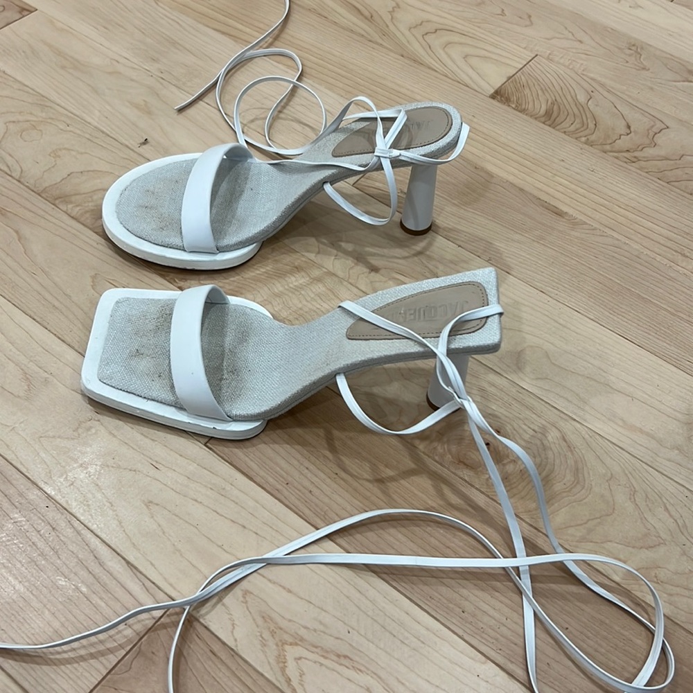 Jacquemus- White Asymmetric tie-up sandal heels!